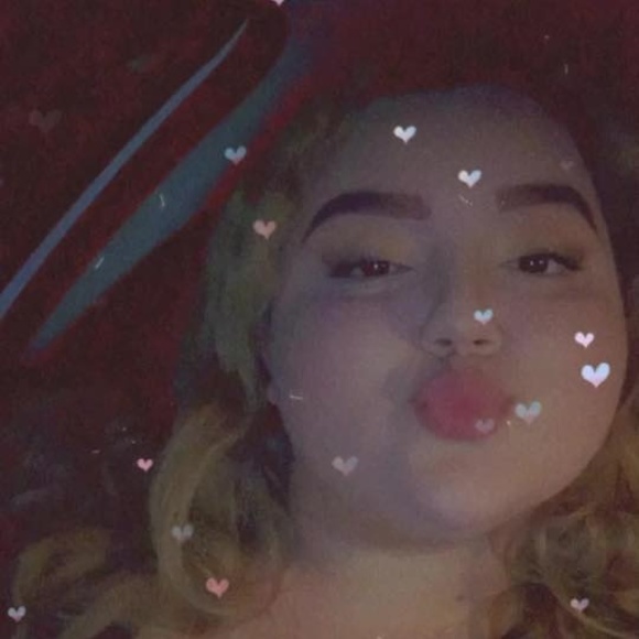 vivian_vela